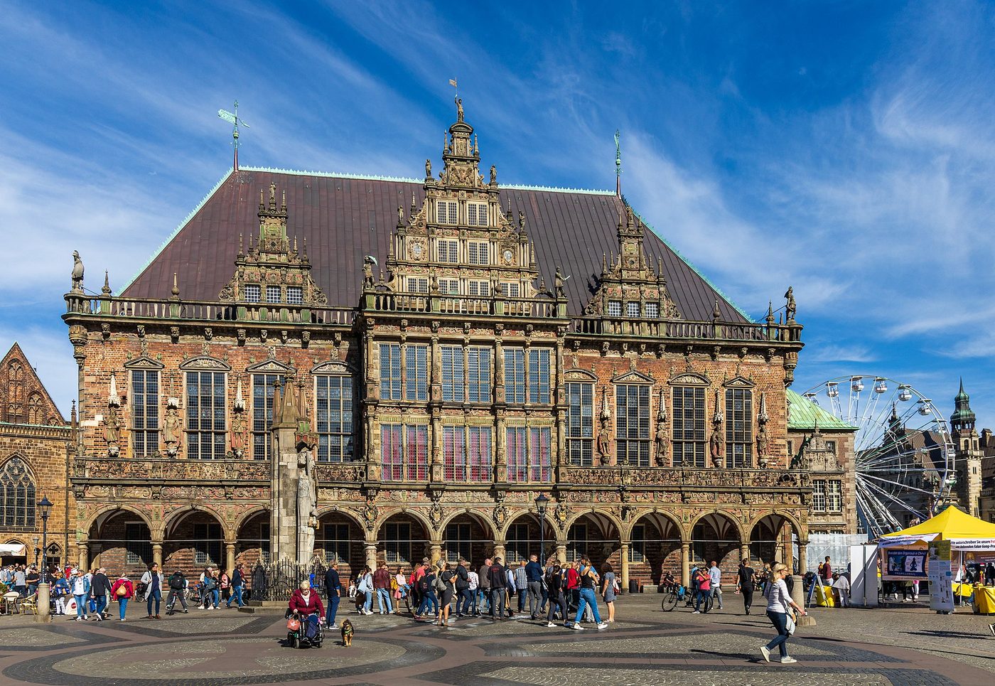 Drohnenaufnahmen zeigen Bremens UNESCO-Ensemble aus der Luft