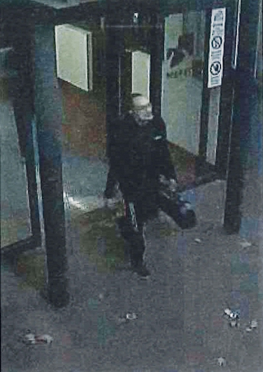 Polizei sucht mutmaßlichen Dieb einer Geige im Wert von 20.000 Euro