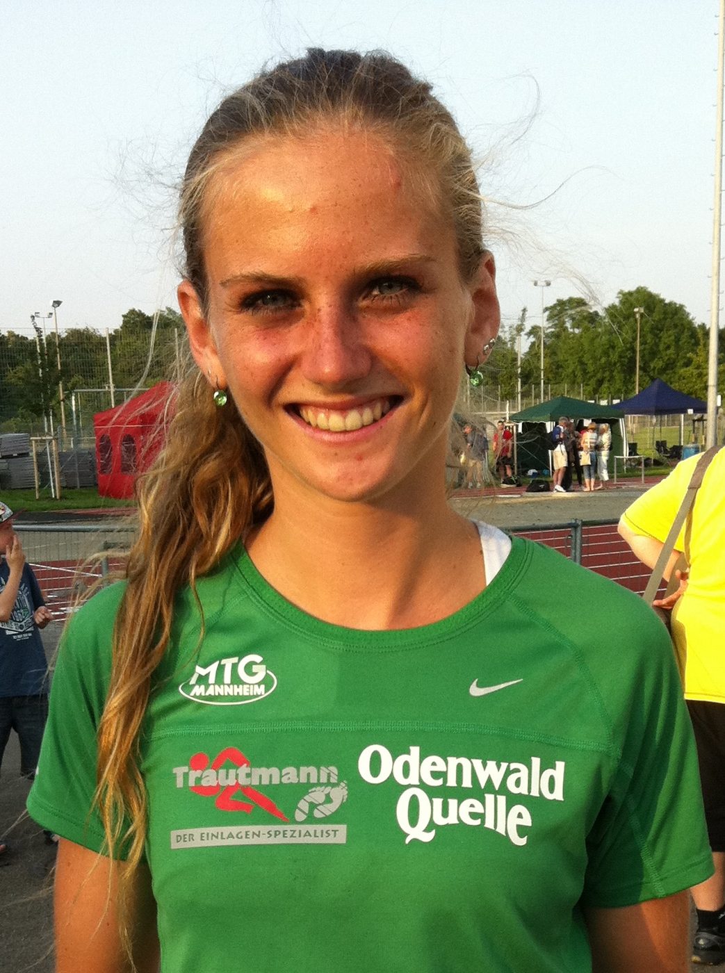 Fabienne Königstein holt in Bremen zwei Landesmeistertitel